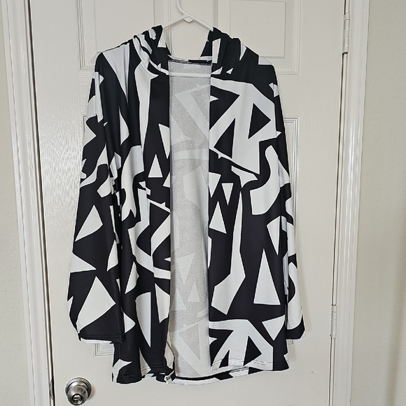 Women's Geo Black and White Colorblock Hooded Open Jacket XL - Picture 11 of 12